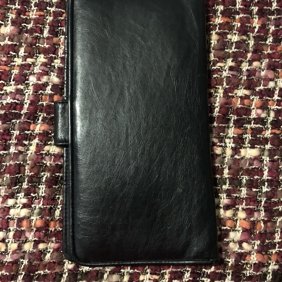 Black non-leather clutch/ wallet. - Picture 3 of 4